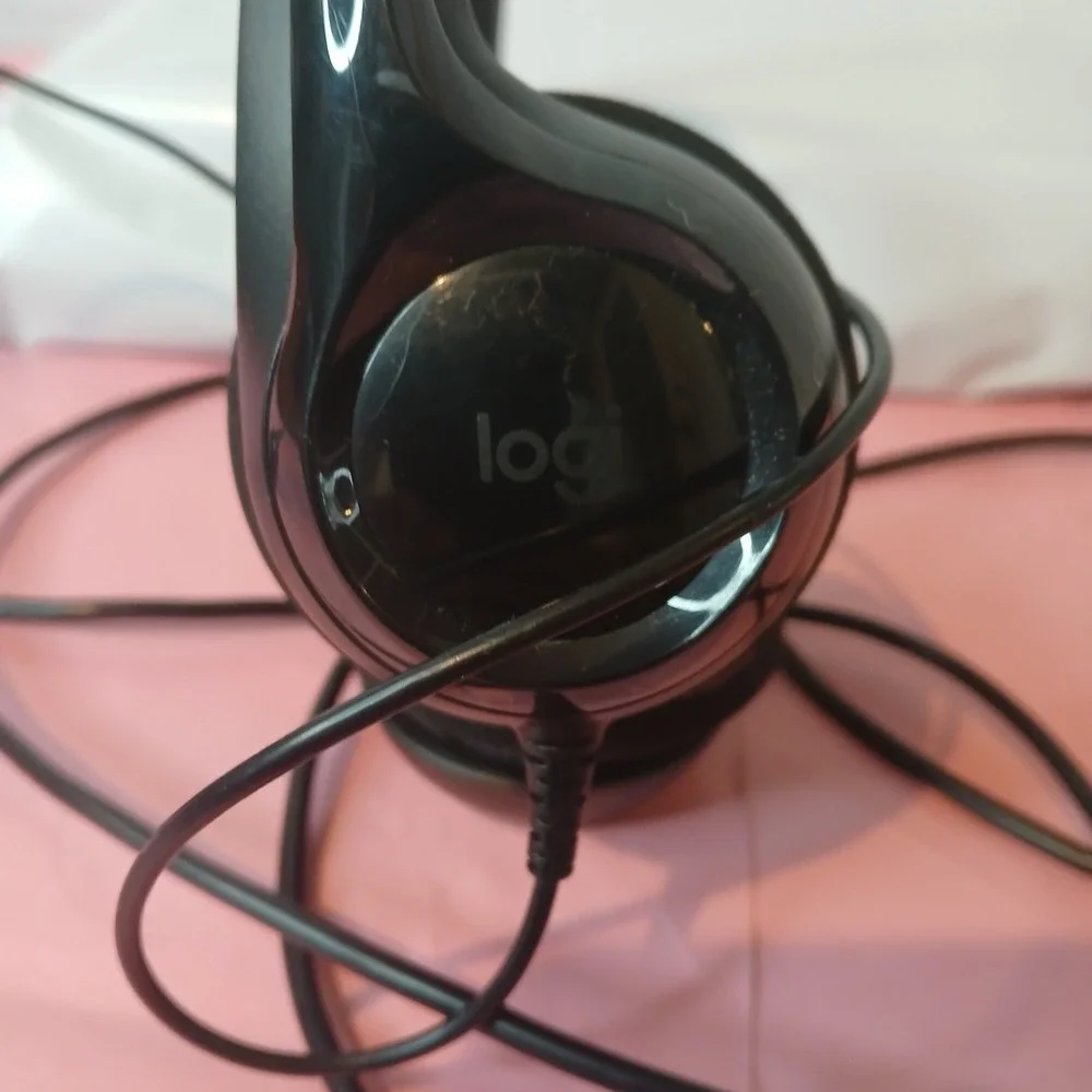 Logitech Headphones Phone Answering‎ USB for Computer 6ft Cord